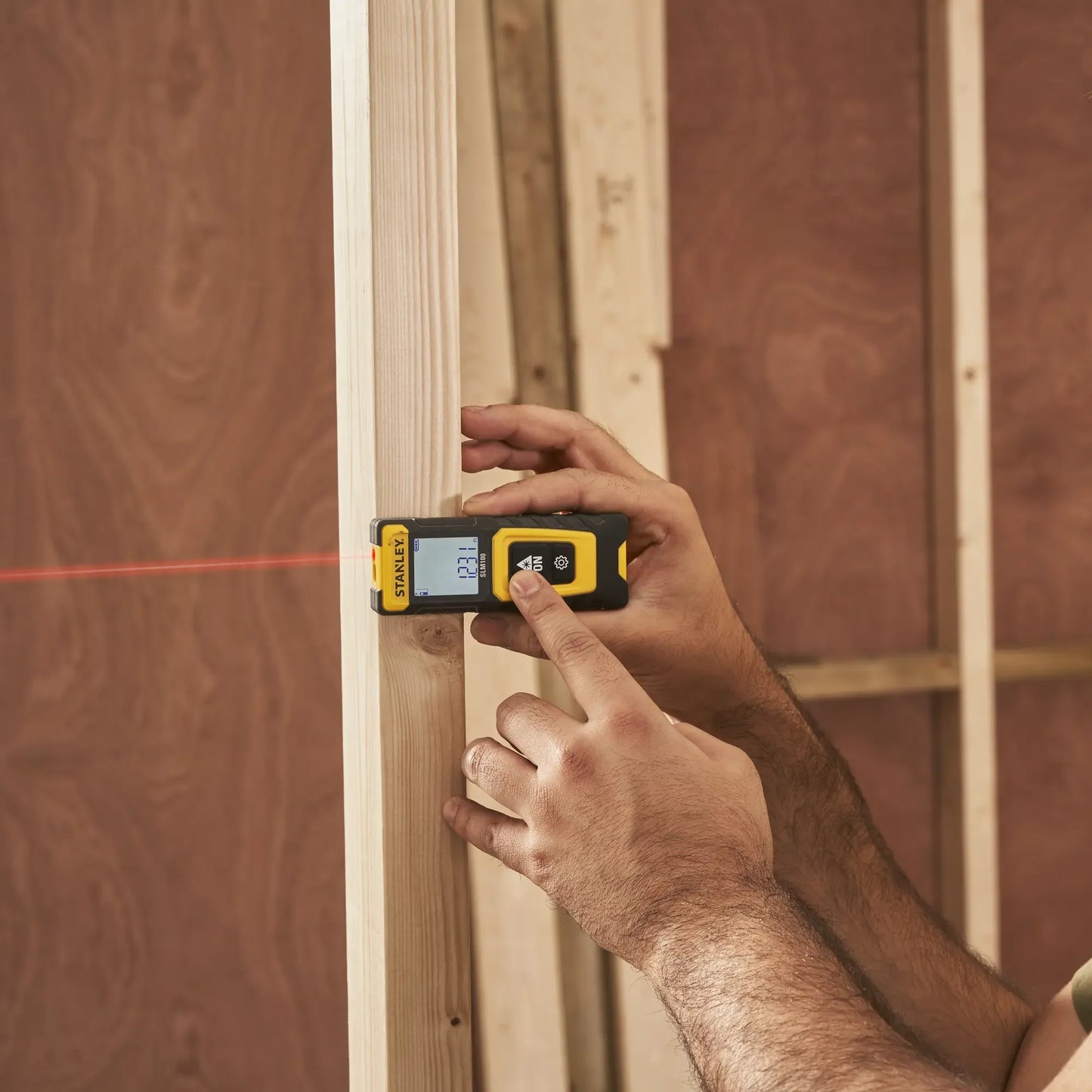 Misuratore Stanley SLM100