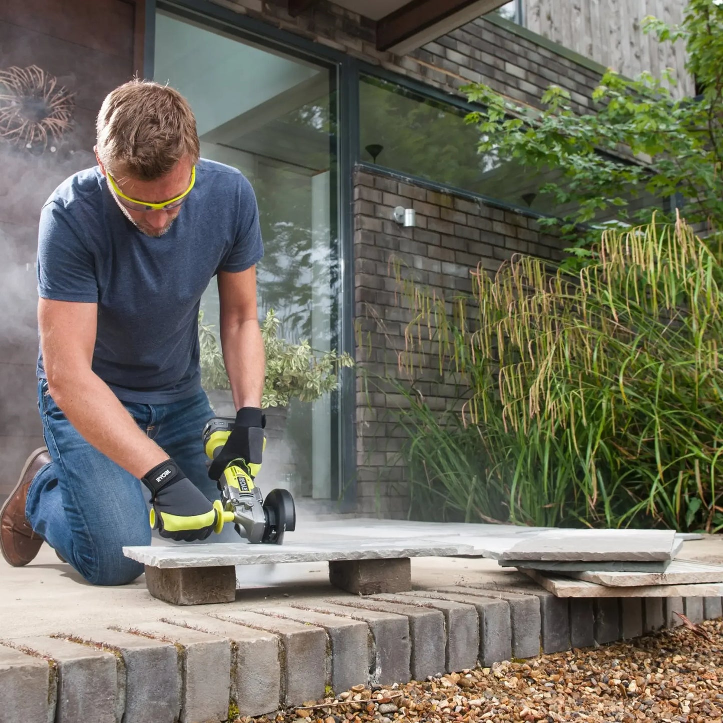 Combo Ryobi RCK183I-242S 18V 2Ah + 4Ah